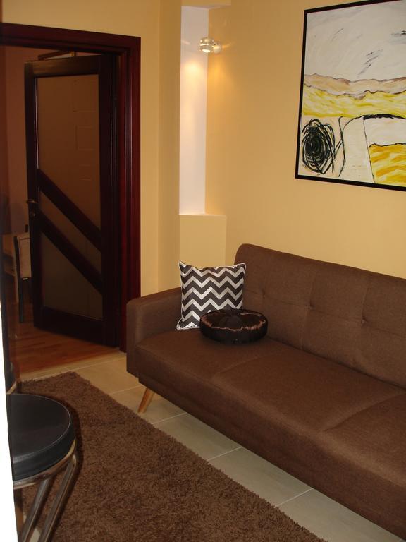 Apartament Central Piatra Neamt Exterior photo